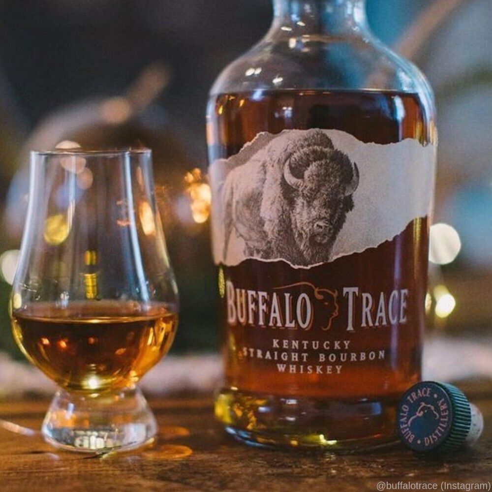 buffalo trace straight bourbon whiskey 10