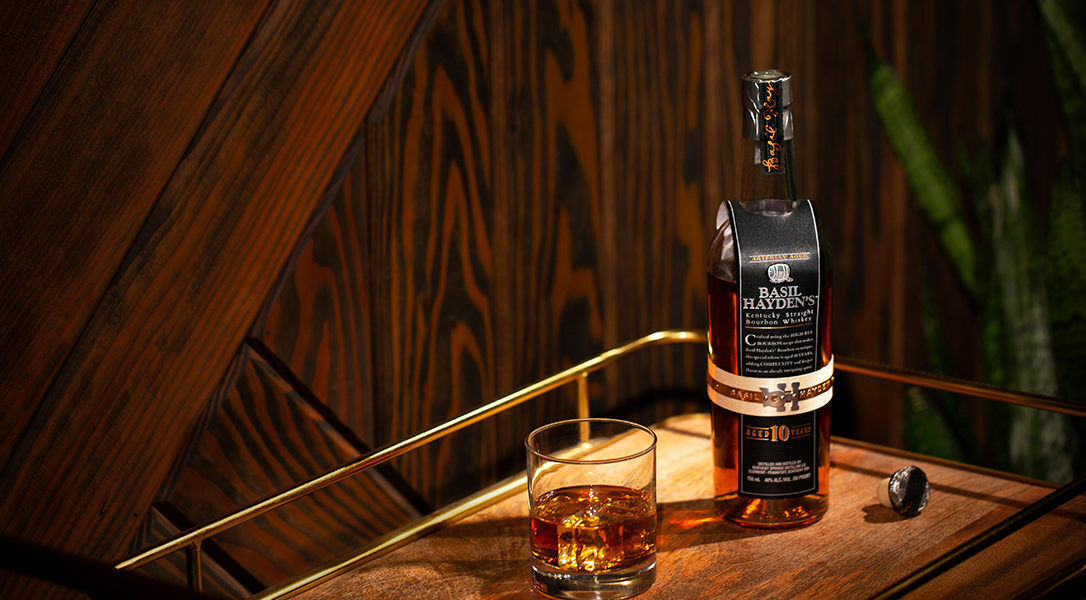 basil haydens 10 year 1200x600